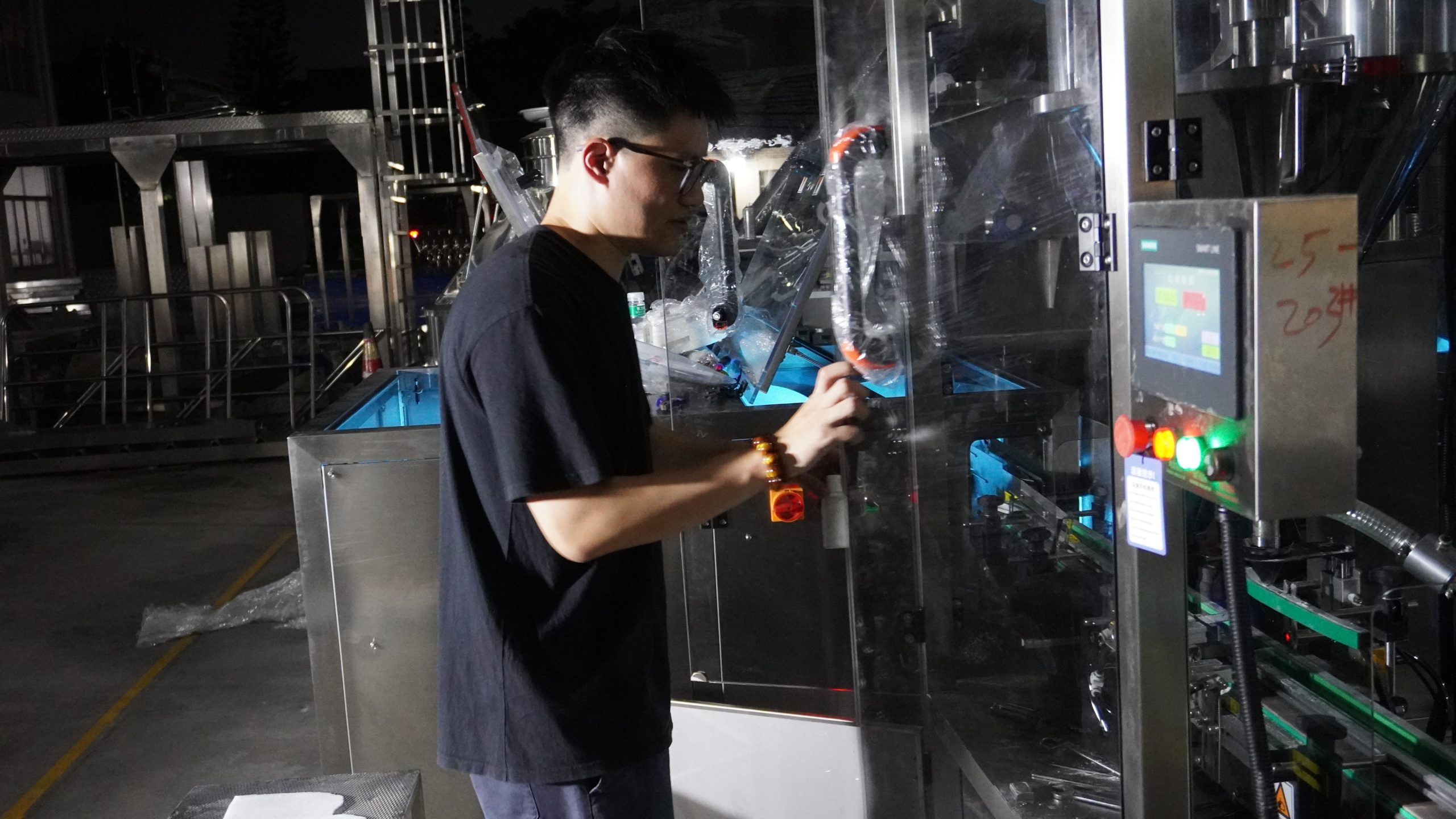 Automated packaging to casing line